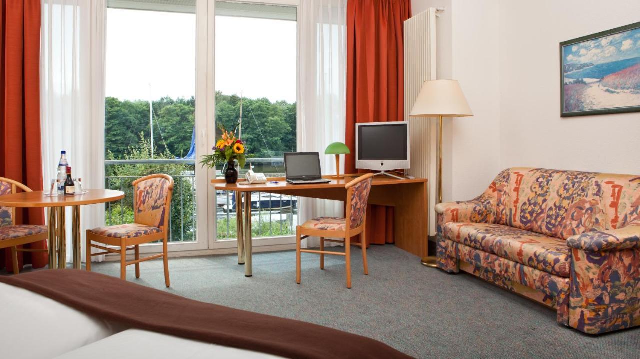Hotel Spree-Idyll เบอร์ลิน ภายนอก รูปภาพ