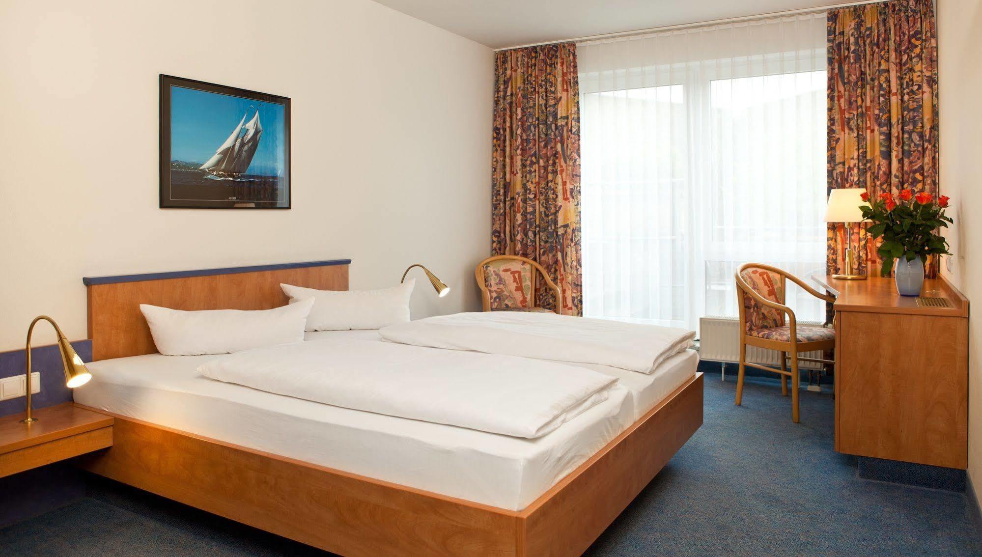 Hotel Spree-Idyll เบอร์ลิน ภายนอก รูปภาพ